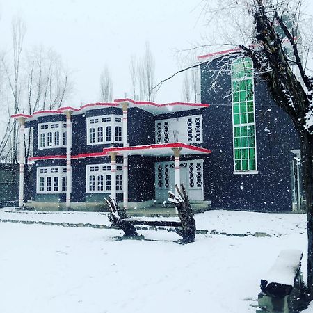 Skardu One Resort And Guest House Ngoại thất bức ảnh